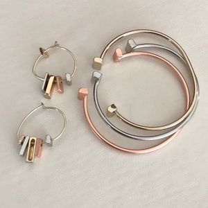 Bracelet and earrings